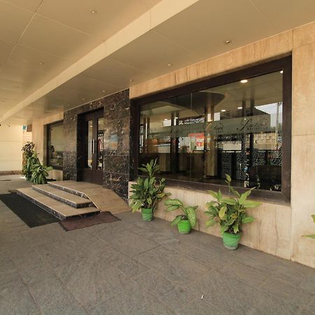 Hotel Southern Residency Kelambakkam Екстер'єр фото
