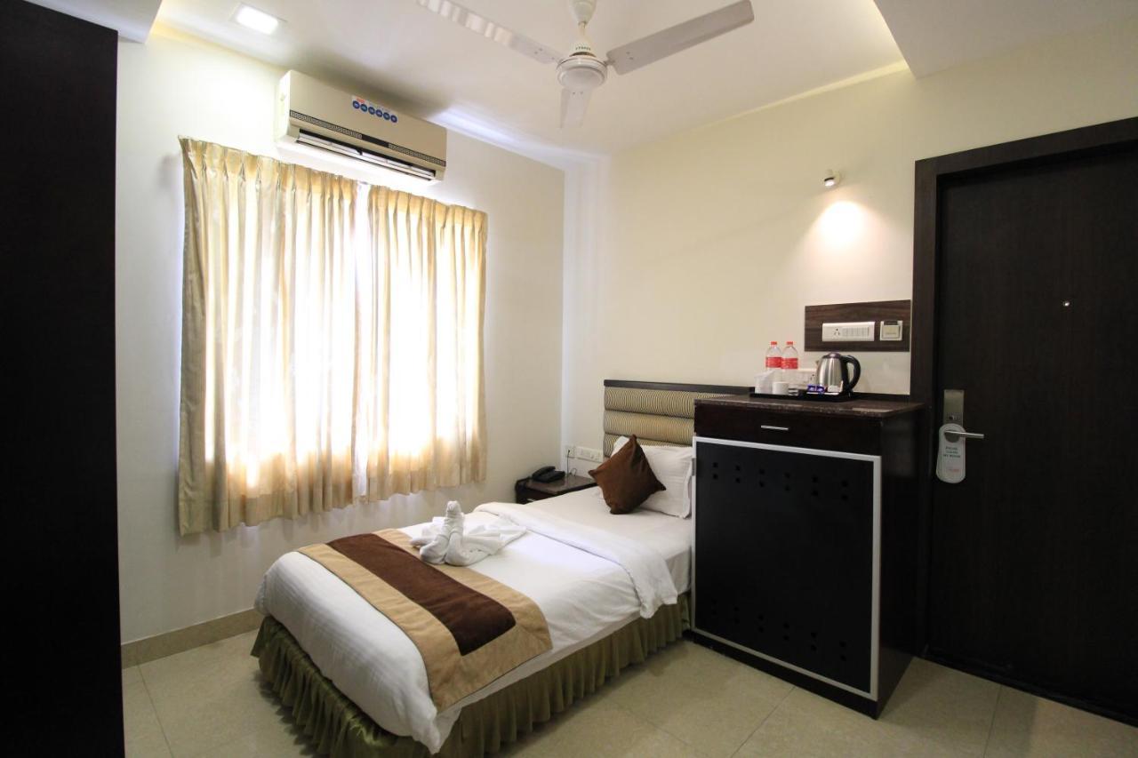 Hotel Southern Residency Kelambakkam Екстер'єр фото