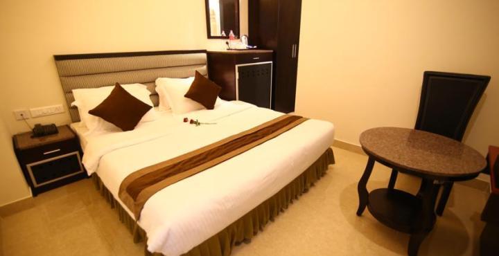 Hotel Southern Residency Kelambakkam Екстер'єр фото